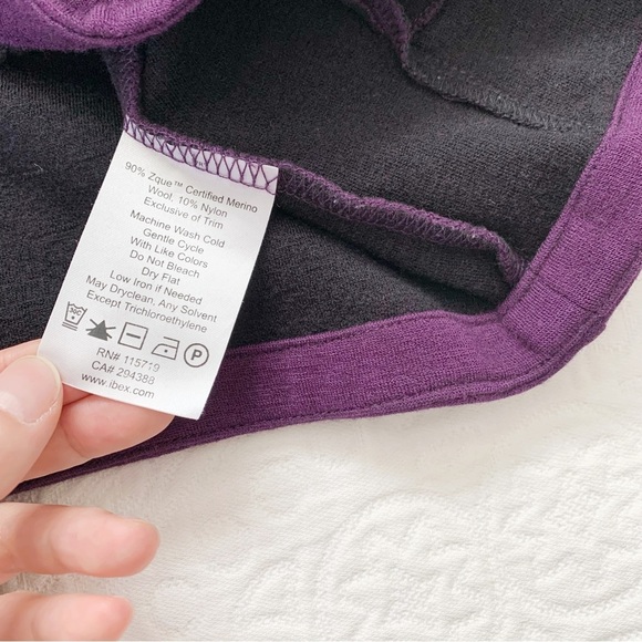 RARE🔥 Ibex Women's Merino Wool Short Sleeve Hoody, Purple - Picture 5 of 5